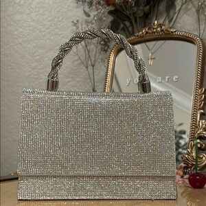 Elegant Silver Handbag